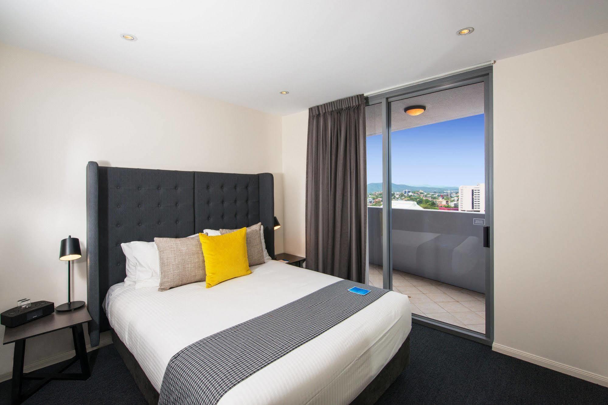 Mantra On Edward Aparthotel Brisbane Exterior photo